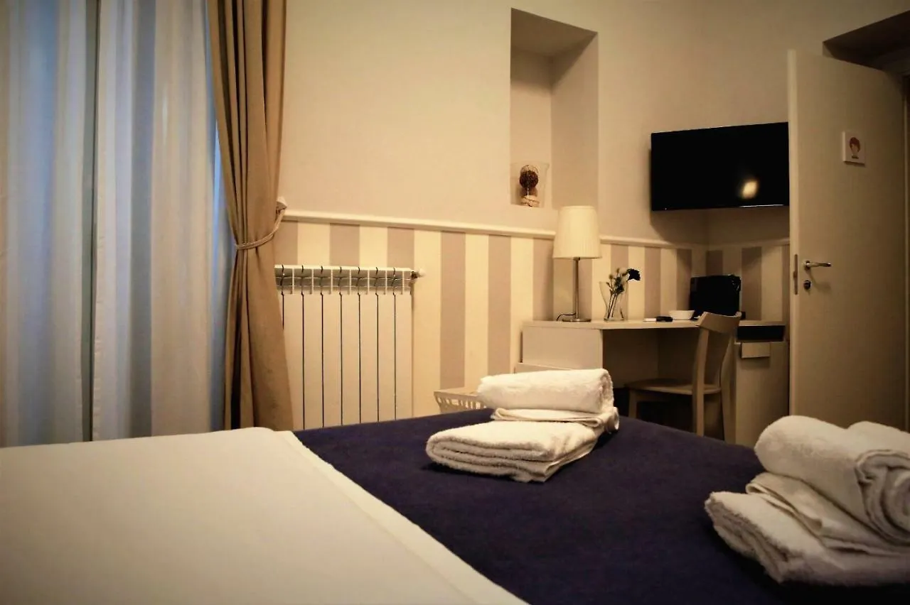 61 Piazza Cavour B&B Neapel Bed & Breakfast