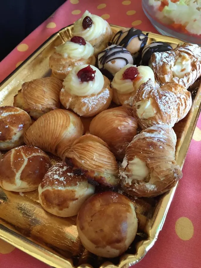61 Piazza Cavour B&B Neapel Bed & Breakfast